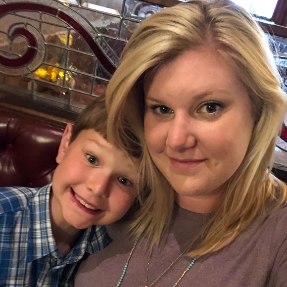 Meet your posher, Sam! - Picture 1 of 1